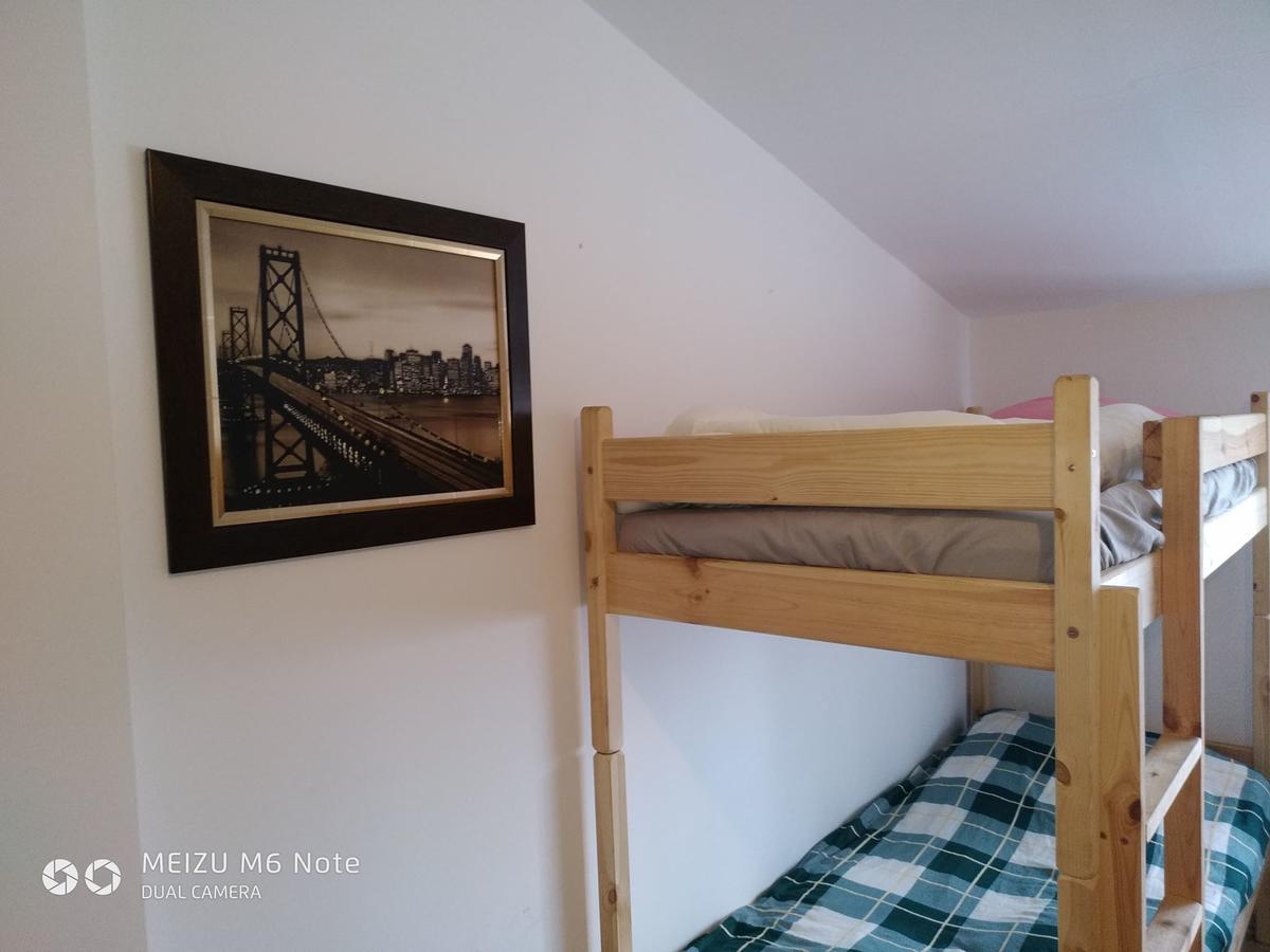 Bart House Gyvenimas sodyboje *