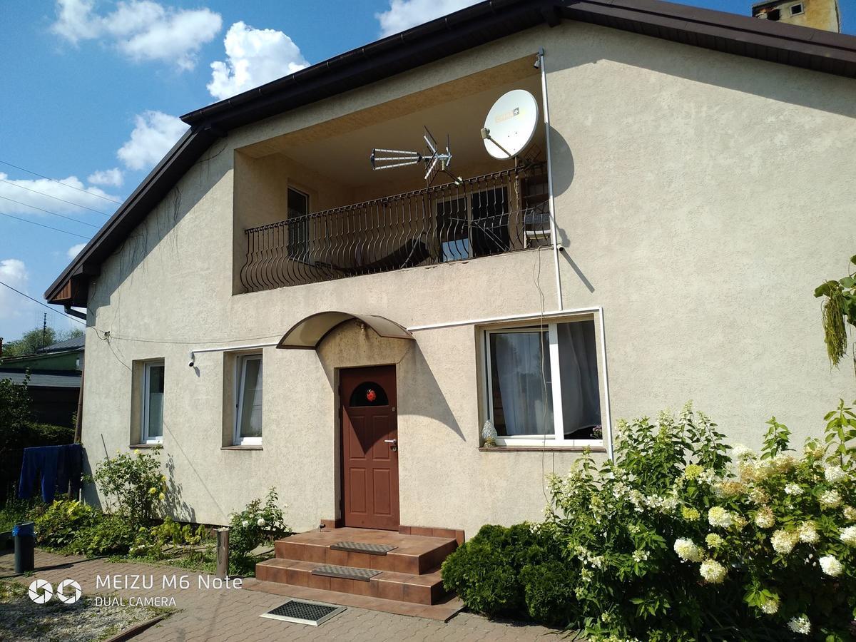 Bart House Gyvenimas sodyboje *